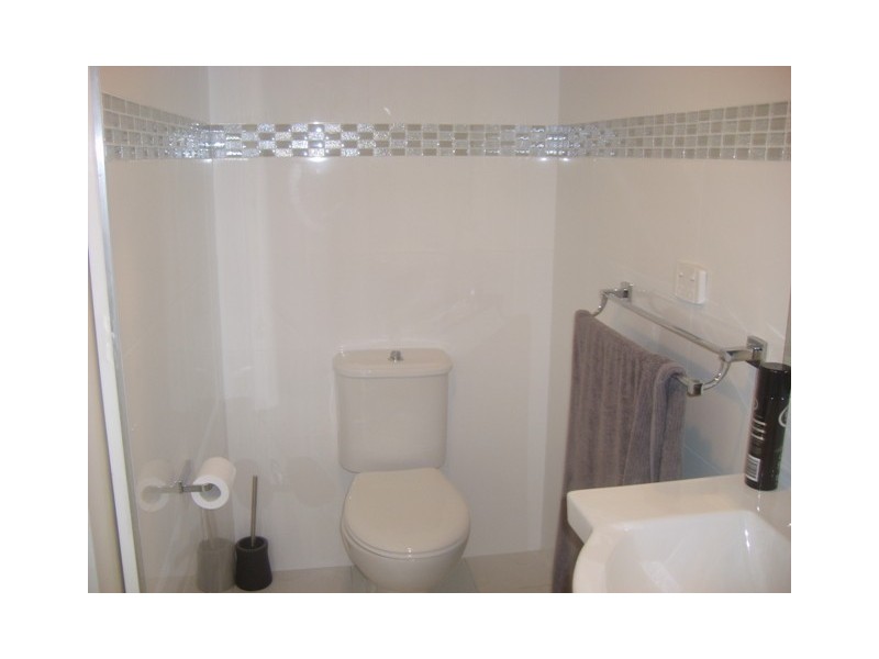 36 Ernest Street, Labrador QLD 4215