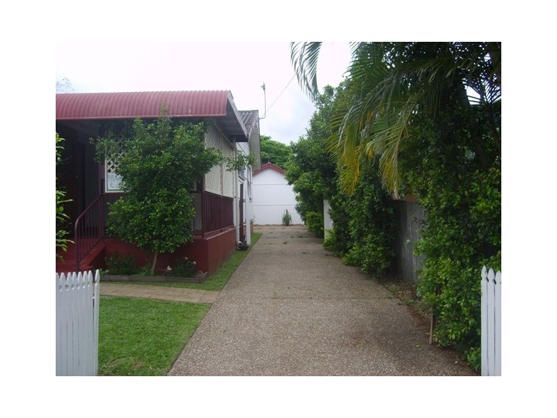 36 Ernest Street, Labrador QLD 4215