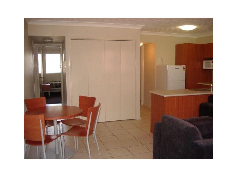 7 Brown Street, Labrador QLD 4215