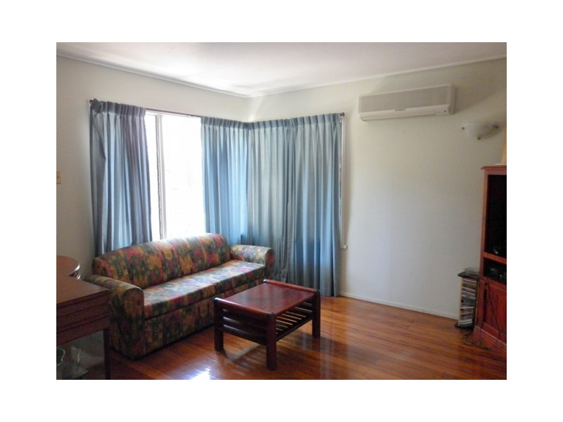 60 Harris Street, Labrador QLD 4215