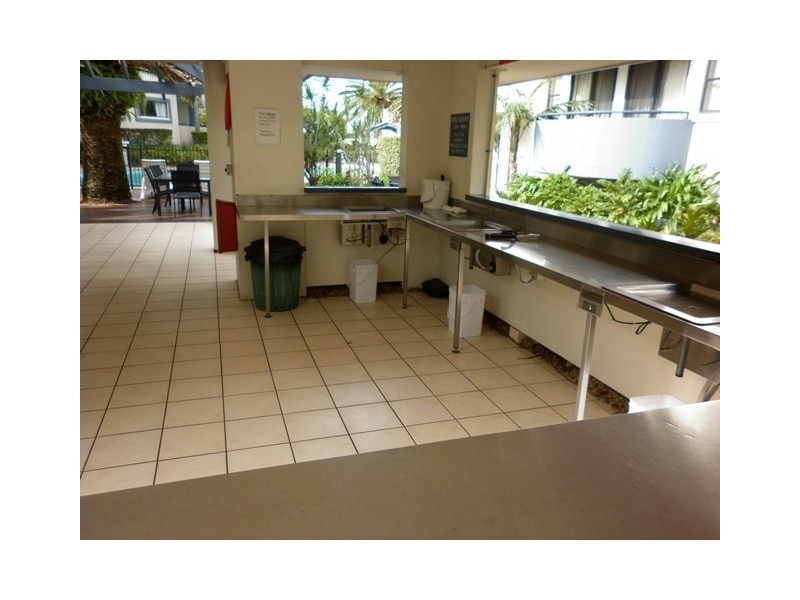 317/392 Marine Parade (Sandcastles), Labrador QLD 4215