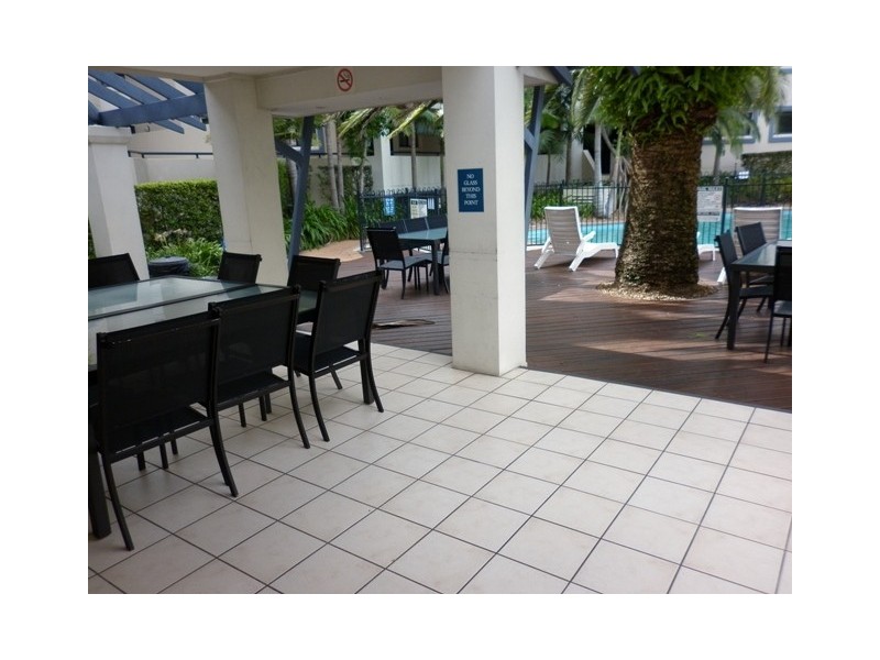 317/392 Marine Parade (Sandcastles), Labrador QLD 4215