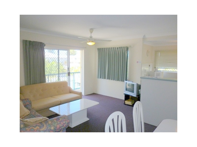 125 Frank Street (Broadwater Keys), Labrador QLD 4215