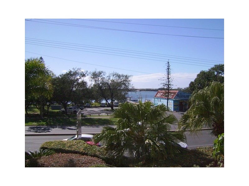106 Marine Parade (Rays Resort), Southport QLD 4215