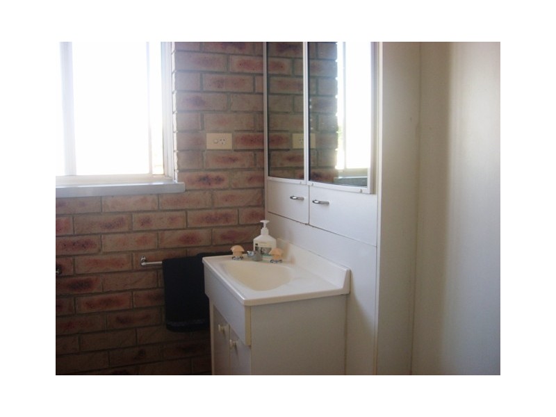 4 Brighton Street, Biggera Waters QLD 4216