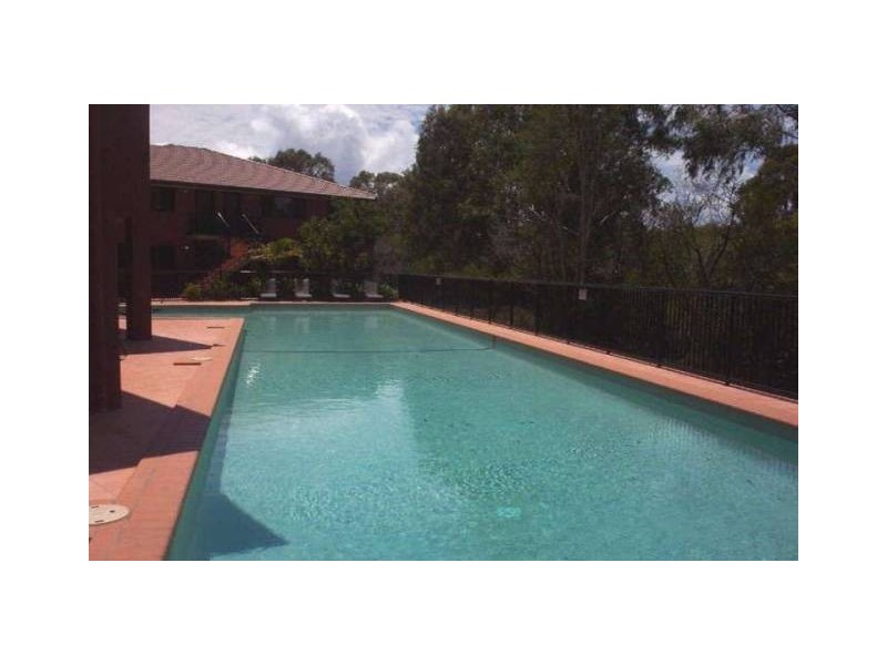 7 Brown Street, Labrador QLD 4215