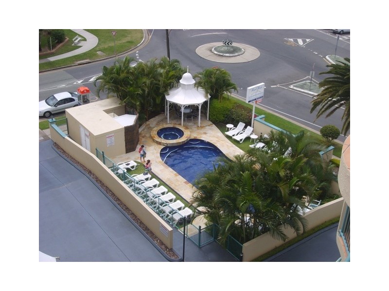 484 Marine Parade, Biggera Waters QLD 4216