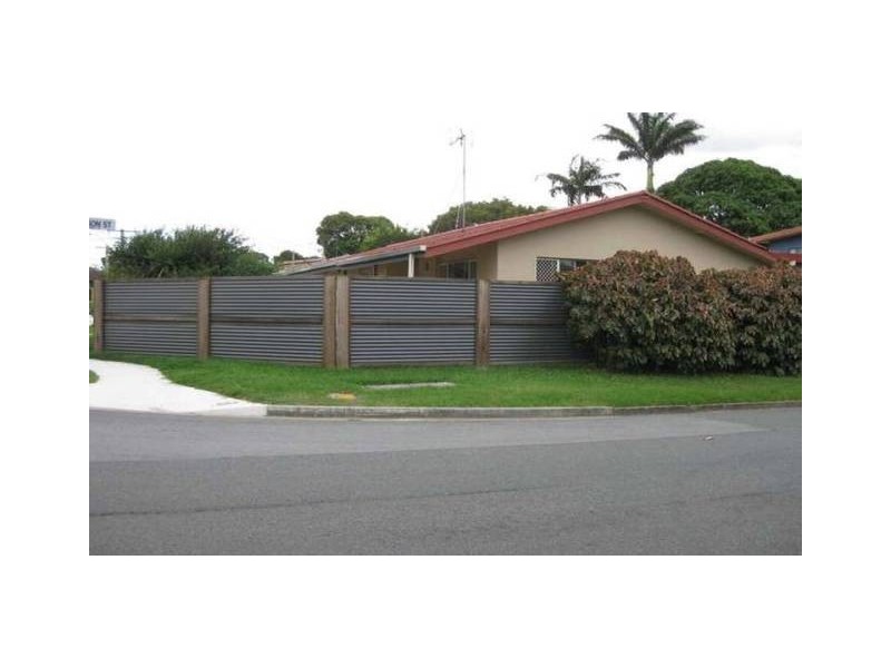 1 The Glade, Labrador QLD 4215