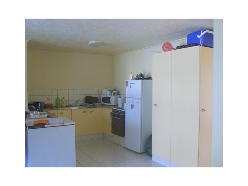 9 Bradford Street, Labrador QLD 4215