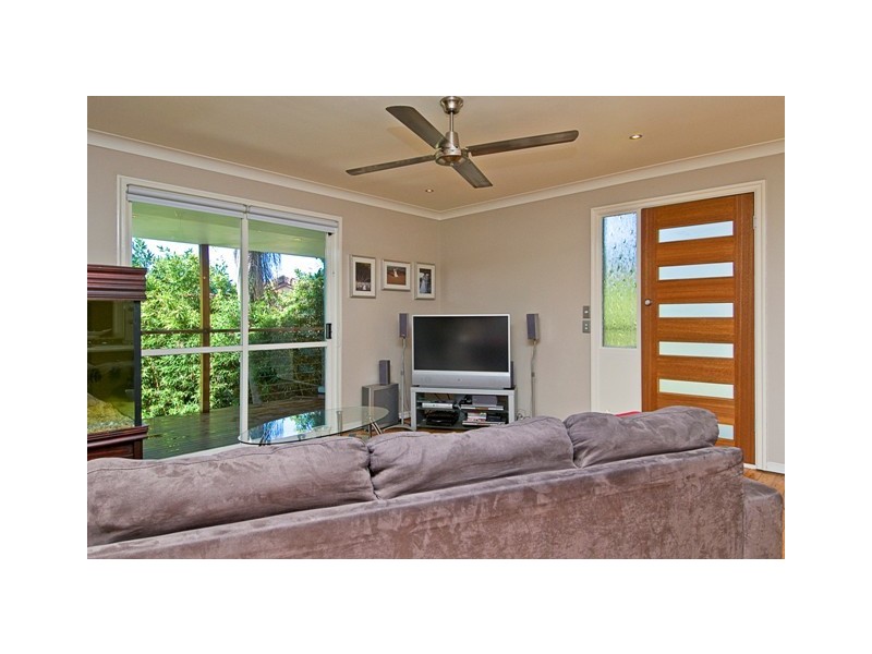 5 Myuna Court, Labrador QLD 4215