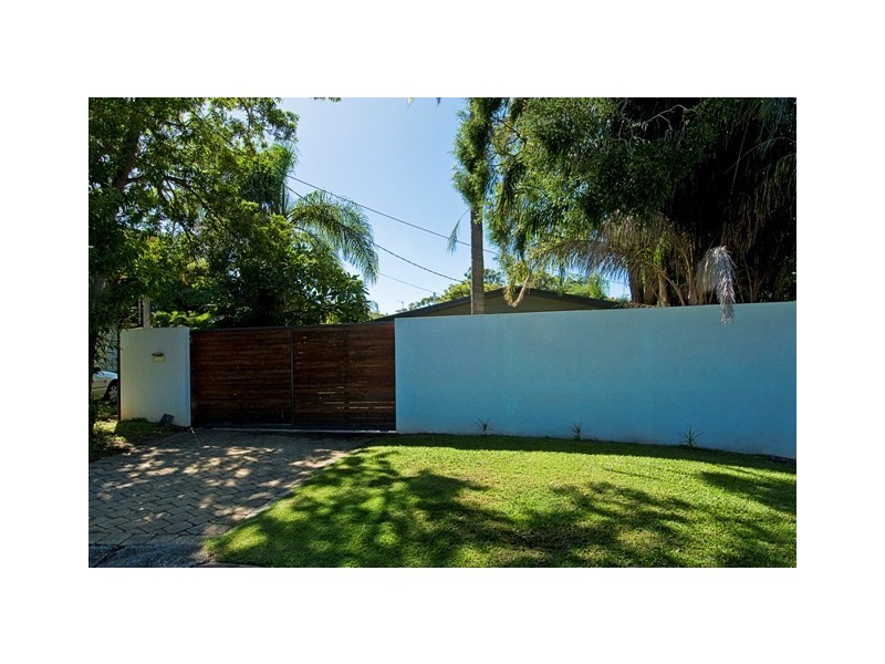5 Myuna Court, Labrador QLD 4215