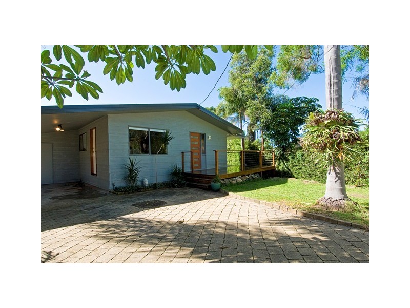 5 Myuna Court, Labrador QLD 4215
