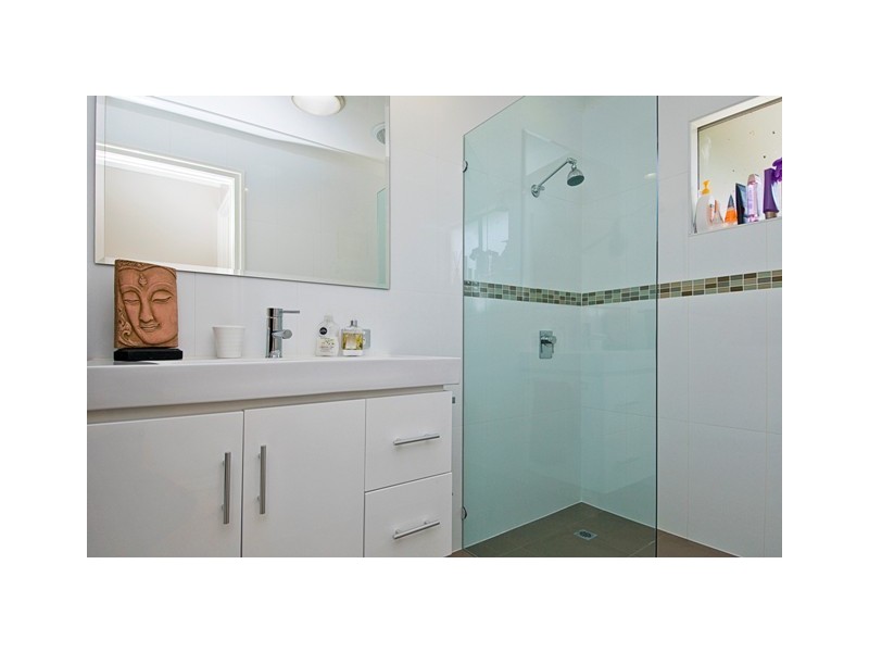 5 Myuna Court, Labrador QLD 4215