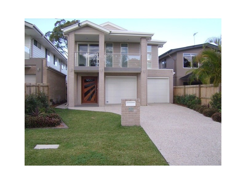 17 Sydney Street, Labrador QLD 4215