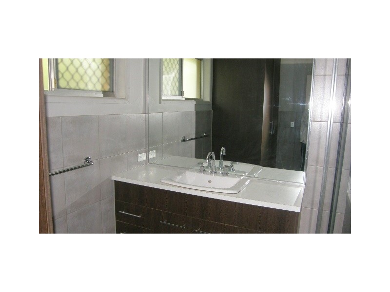 9 Hollywell Road, Biggera Waters QLD 4216