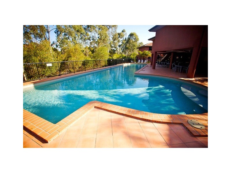 7 Brown Street, Labrador QLD 4215