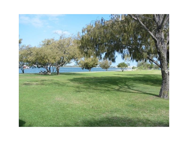 14 Norman Street, Southport QLD 4215