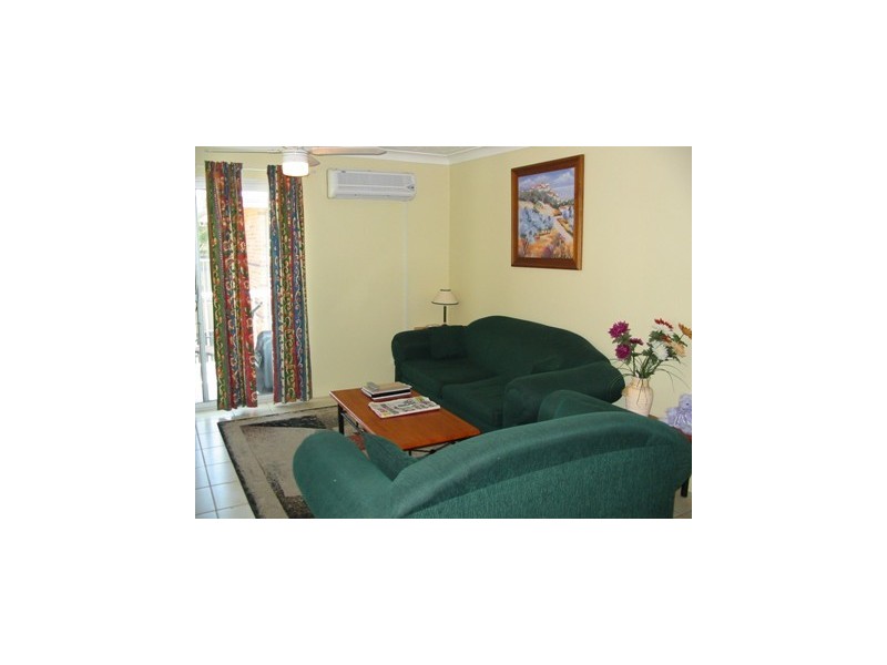 Labrador QLD 4215
