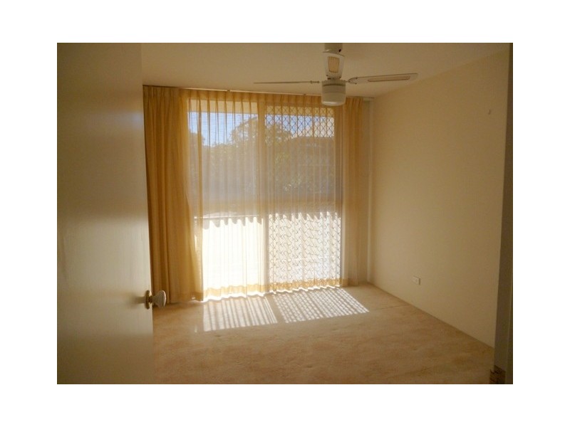 Labrador QLD 4215