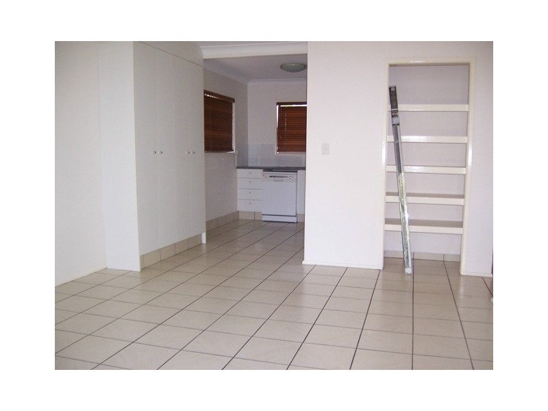 46 Railway Street, Southport QLD 4215