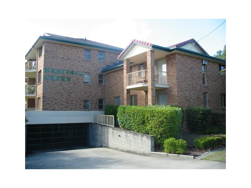 Labrador QLD 4215
