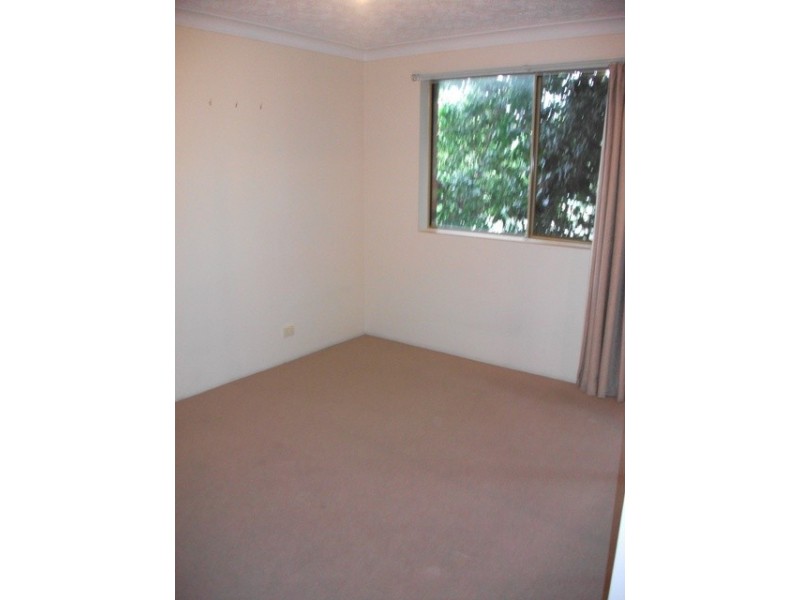 Labrador QLD 4215