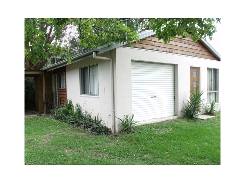Labrador QLD 4215