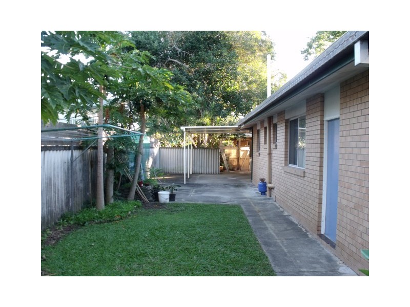 Labrador QLD 4215