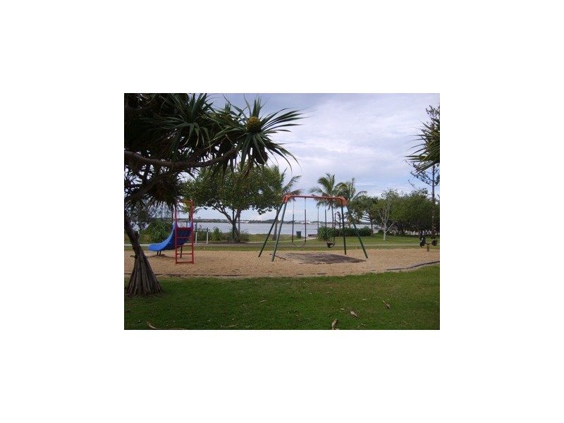 Labrador QLD 4215