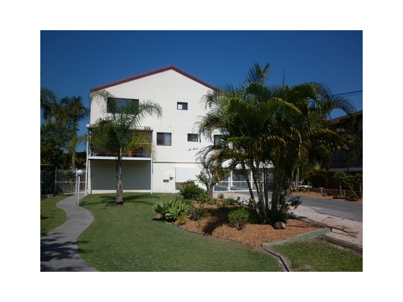 21 Huth Street, Labrador QLD 4215