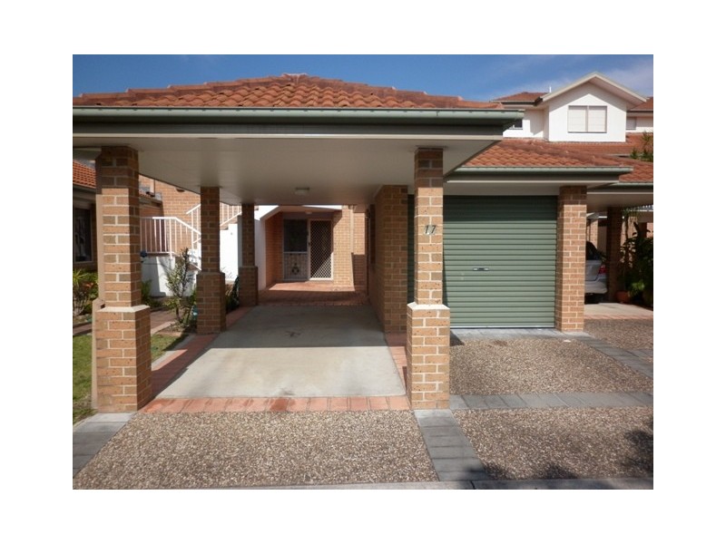 17/3 Bronberg Court, Southport QLD 4215