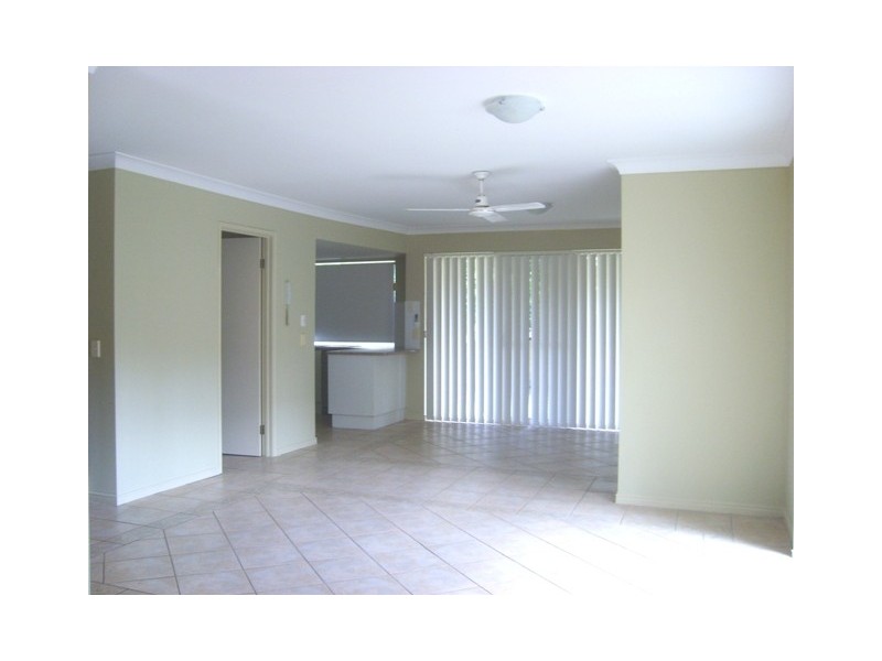 191 Greenacre Drive, Arundel QLD 4214