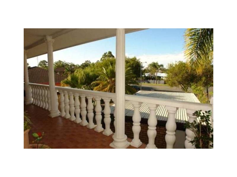 18 Royal Palm Court, Southport QLD 4215