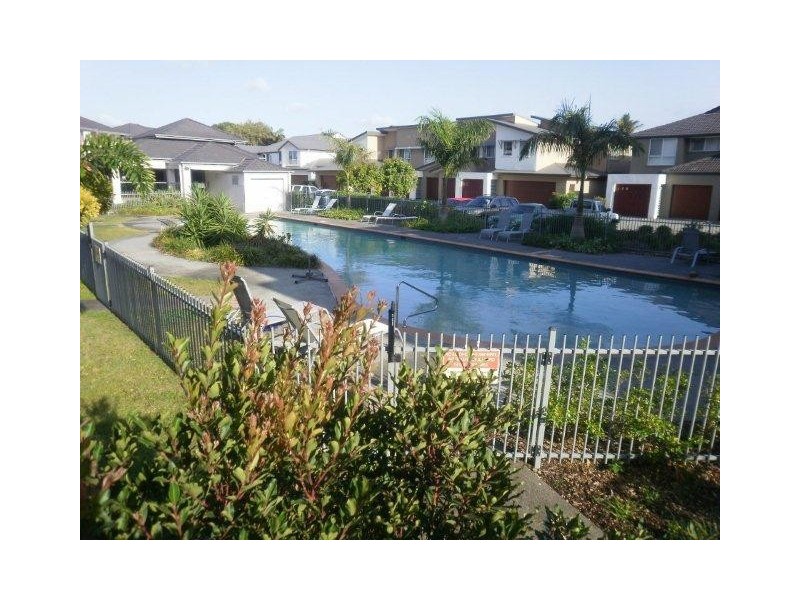 33 Clark Street, Biggera Waters QLD 4216