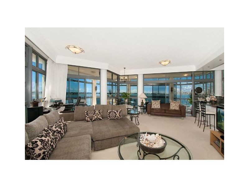 314 Marine Parade, Labrador QLD 4215