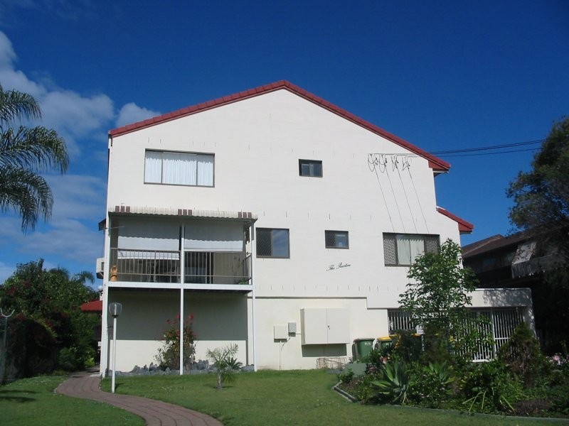 Labrador QLD 4215