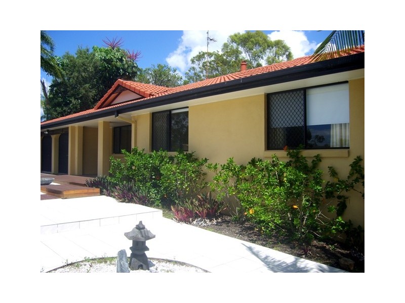 22 Ridgevale Drive, Helensvale QLD 4212