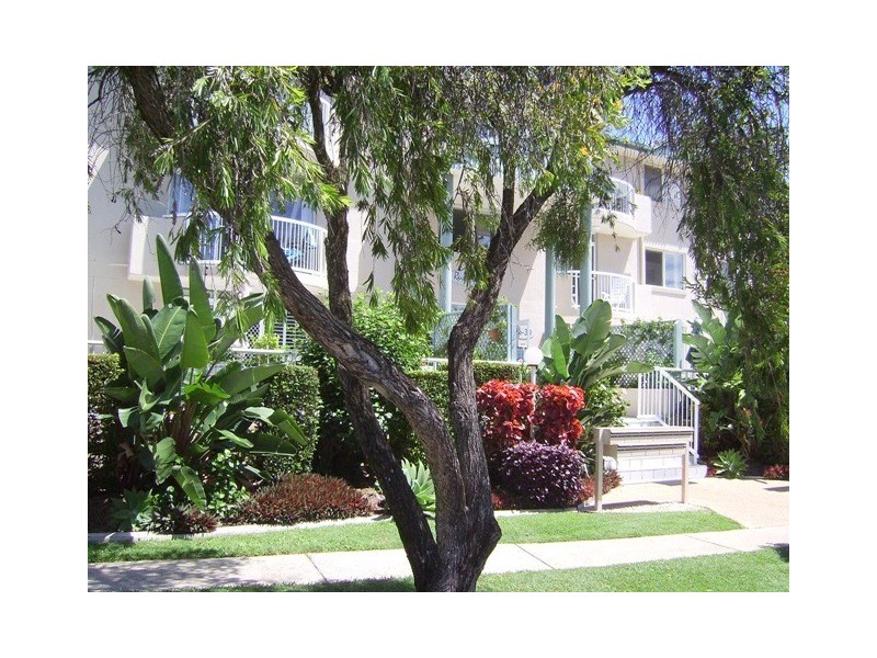 26 Back Street, Biggera Waters QLD 4216