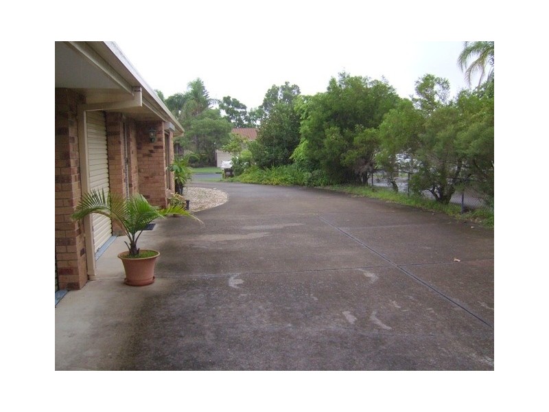 2/18 Marsupial Drive, Coombabah QLD 4216