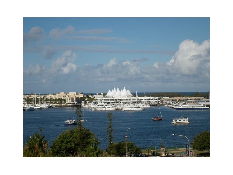 30 Marine Parade (Grandview Apartments), Southport QLD 4215