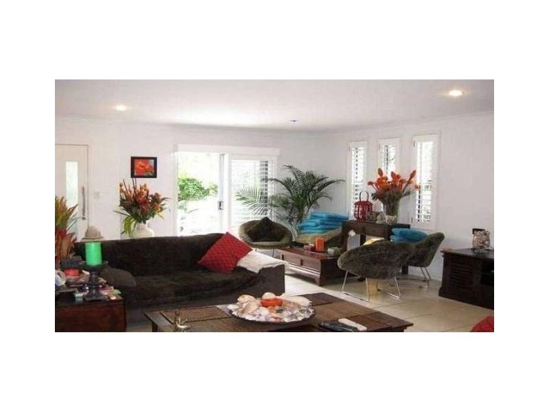 23 Hunter Avenue, Labrador QLD 4215