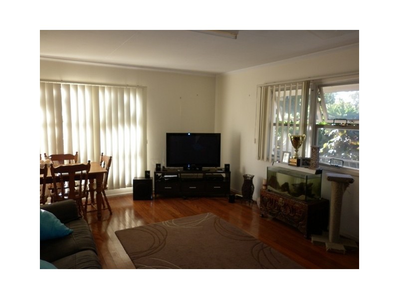 221 Turpin Road, Labrador QLD 4215