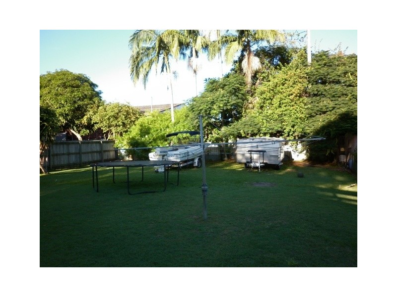 221 Turpin Road, Labrador QLD 4215