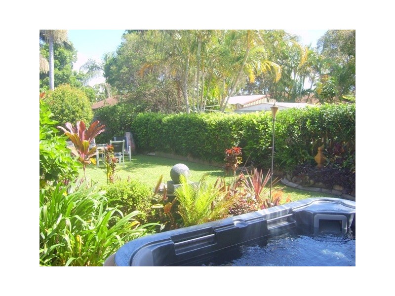 18 Warratina Street, Labrador QLD 4215
