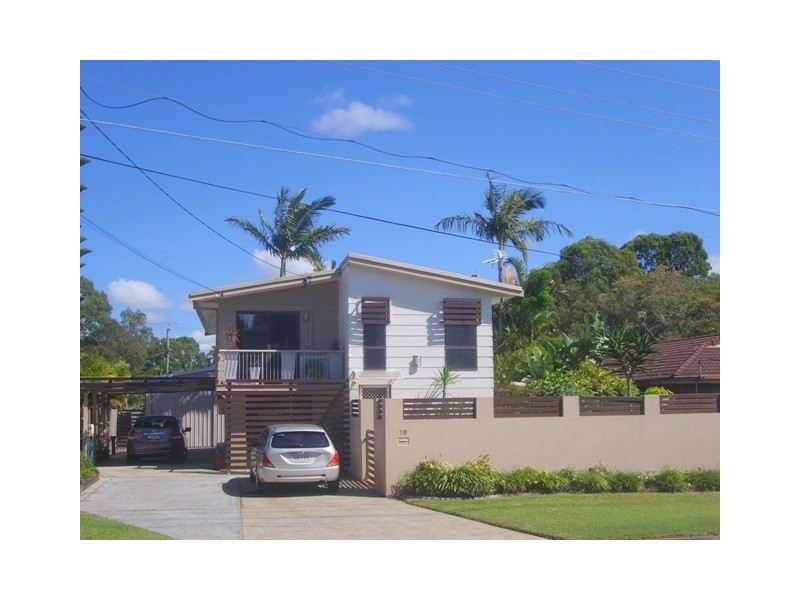 18 Warratina Street, Labrador QLD 4215