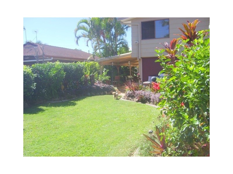 18 Warratina Street, Labrador QLD 4215