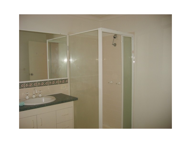 5 Ahern Street, Labrador QLD 4215