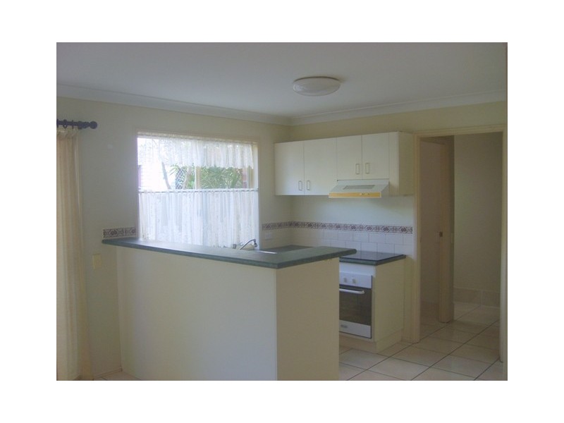 5 Ahern Street, Labrador QLD 4215