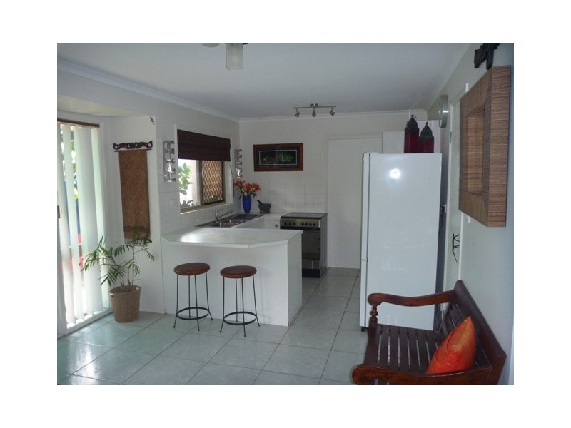 1/12 Avi Court, Labrador QLD 4215