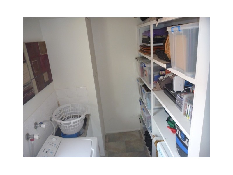 1/12 Avi Court, Labrador QLD 4215